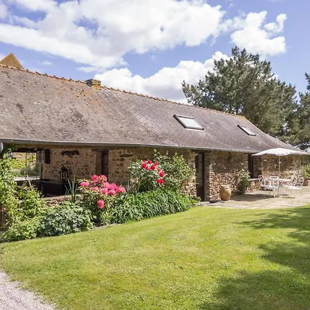 Havre De Paix Avec Piscine Chauffee, Jardin Arbore Et Activites Pour Tous - Fr-1-306-1142 *